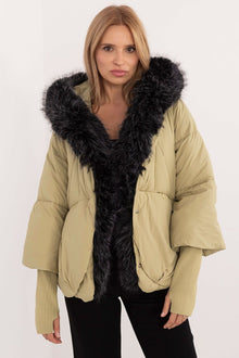 Steppjacke mit Kunstfell | Weite Passform | Warmer Komfort – Grün