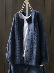 Leonie | Damen Oversized Zopfmuster Cardigan mit Knopfleiste – Marineblau