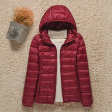 Amelie | Damen Steppjacke mit Kapuze ultraleichte gefütterte Übergangsjacke – Bordeaux