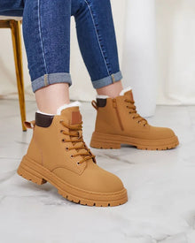 Alosia – Stiefeletten mit Schnürung Und Klobiger Sohle – Braun