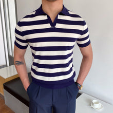 Breit gestreiftes Herren-T-Shirt im Polo-Stil - Adrian – Blau