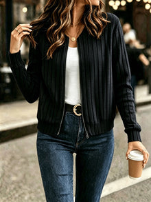Nalia – Strickjacke Mit Einem Ärmel – Schwarz