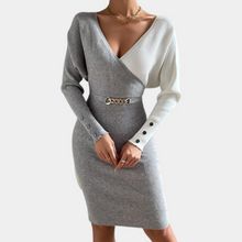 Stylisches Damen Strickkleid | Asymmetrie-Look & Gürtel mit Kettendetail – Grau