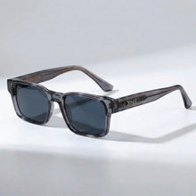 Nala | Quadratische Premium-Sonnenbrille – Grau