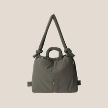 Gesteppt Damen Schultertasche – Elegant, Geräumig & Alltagstauglich – Grau