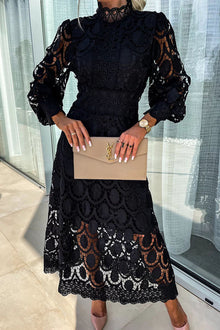 Noor - Romantisches Spitzenkleid – Schwarz