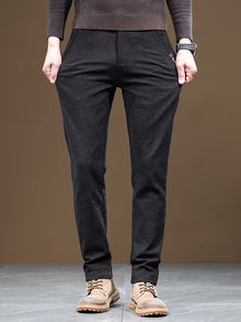 Talcott – Lässige Hose in Slim-Fit Passform mit Struktur – Schwarz