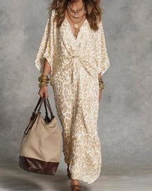 Ayrana – Maxikleid mit Gedrehter Vorderseite Und Leopardenmuster – Beige