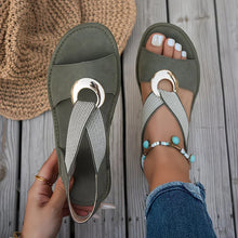 Marlenia – Flache Sandalen Mit Metallschnalle – Grün