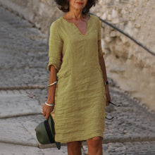 Lola - Lässiges V-Ausschnitt-Kleid – Khaki