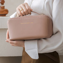 Elegante Make-up Tasche mit viel Stauraum – Rosa