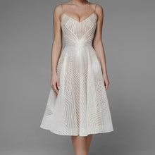 Symmetry Line Elegantes Abendkleid – Aprikose