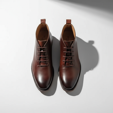 Milovans - Leder Schnür Stiefeletten Mit Runder Zehenpartie – Braun