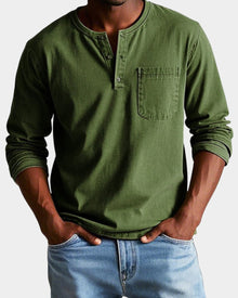 Elias | Herren Vintage Langarm Henley-Shirt mit Brusttasche – Armeegrün