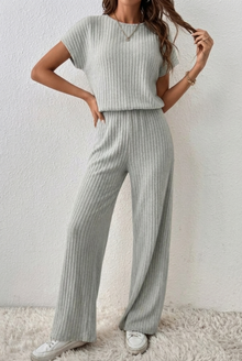 ElevenOra Stilvoller Cremeweißer Reißverschluss-Stehkragen Oversized Kurzarmpullover & Weitbeinige Hose - Geripptes Strick-Zweiteiliges Ensemble – Grau