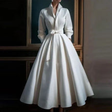 Ramona | V-Ausschnitt Langarm Midikleid – Weiß