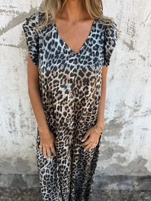 Damenkleid aus Chiffon mit Leopardenmuster und fließendem Schnitt – Leopardenlicht