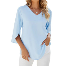 Cara™ | Bluse mit V-Ausschnitt – Blue (Almost sold out)