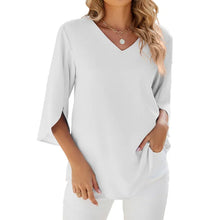 Cara™ | Bluse mit V-Ausschnitt – White