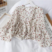 Damen Bluse aus geblümtem Chiffon mit Rüschen fließendem Schnitt - Isadora – Weiß