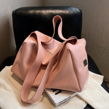 Damen-Tragetasche aus Kunstleder mit großem Fassungsvermögen im lässigen Stil - Andrea – Rosa