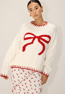 Oversize-Pullover aus Jacquard-Strick mit Schleife – Conny – Weiß