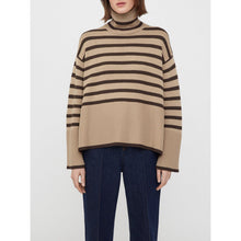 Oversize-Pullover für Damen, gestreift, mit Rollkragen und weiten Ärmeln – Leonie – Khaki