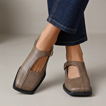 Eniolaa - Schuhe Mit Quadratischer Schuhspitze Und Schnallenriemen Im Vintage Stil – Grau
