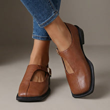 Eniolaa - Schuhe Mit Quadratischer Schuhspitze Und Schnallenriemen Im Vintage Stil – Braun