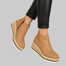 Sevilay – Stiefeletten mit Keilabsatz und Reißverschluss – Khaki