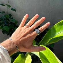 Moderne Muse Ringuhr – Silber - Weiß