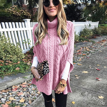 Colette - Rollkragen-Poncho - Zopfmuster – Rosa