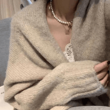 Frida - Strickjacke in Einheitsgröße – Grau
