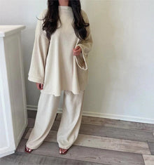 Ingrid - Set aus Pullover und Hose in Übergröße - Gerippter Stil – Weiß