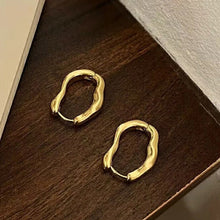Micara - Wavy Hoops - Ohrringe – Gold