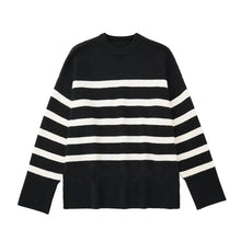 Rosalind - Strickpullover - Zeitlos Gestreift – Schwarz