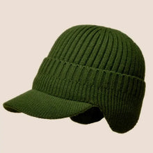 WinterWool - Strickmütze mit Ohrenschützern – Grün