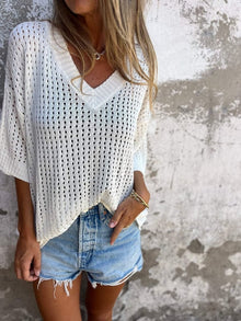 Yvette - Bluse mit V-Ausschnitt - Ausgehöhltes Design – Weiß