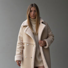 Heleyna | Wintermantel aus Wildleder – Beige