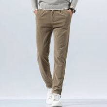 Herren-Cordhose mit Bundfalten und Seitentaschen – Corvin – Khaki