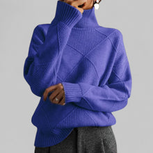 Barbara | Damen Oversized Winterpullover mit Muster und Rollkragen – Lila