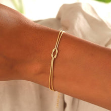 Minimalistisches Vegan Leder Knot-Armband – Nachhaltiger Modeschmuck Geschenk – Silber