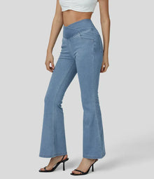 Bootcut-Jeans mit V-Bund | Hoher Bund | Figurbetont und Modern – Hellblau