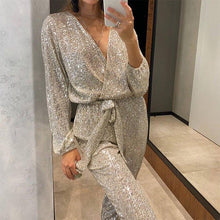 VeluraOne™ – Elegant Taillierter Jumpsuit Damen – Helles Gold