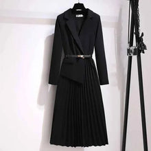 Tailliertes Plissee-Blazer-Midikleid – Schwarz