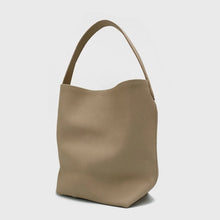 Große vegane Leder-Strandtasche – Braun, robust & stilvol – Beige
