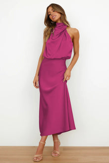 Aukje – Elegantes ärmelloses Maxikleid Aus Satin – Dunkelrosa