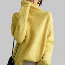 Barbara | Damen Oversized Winterpullover mit Muster und Rollkragen – Gelb