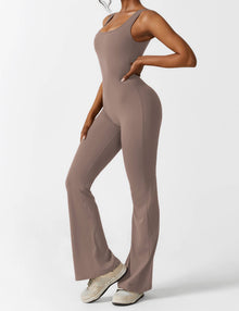 Sienna | Rückenfreier Flare-Jumpsuit – Dunkelbraun